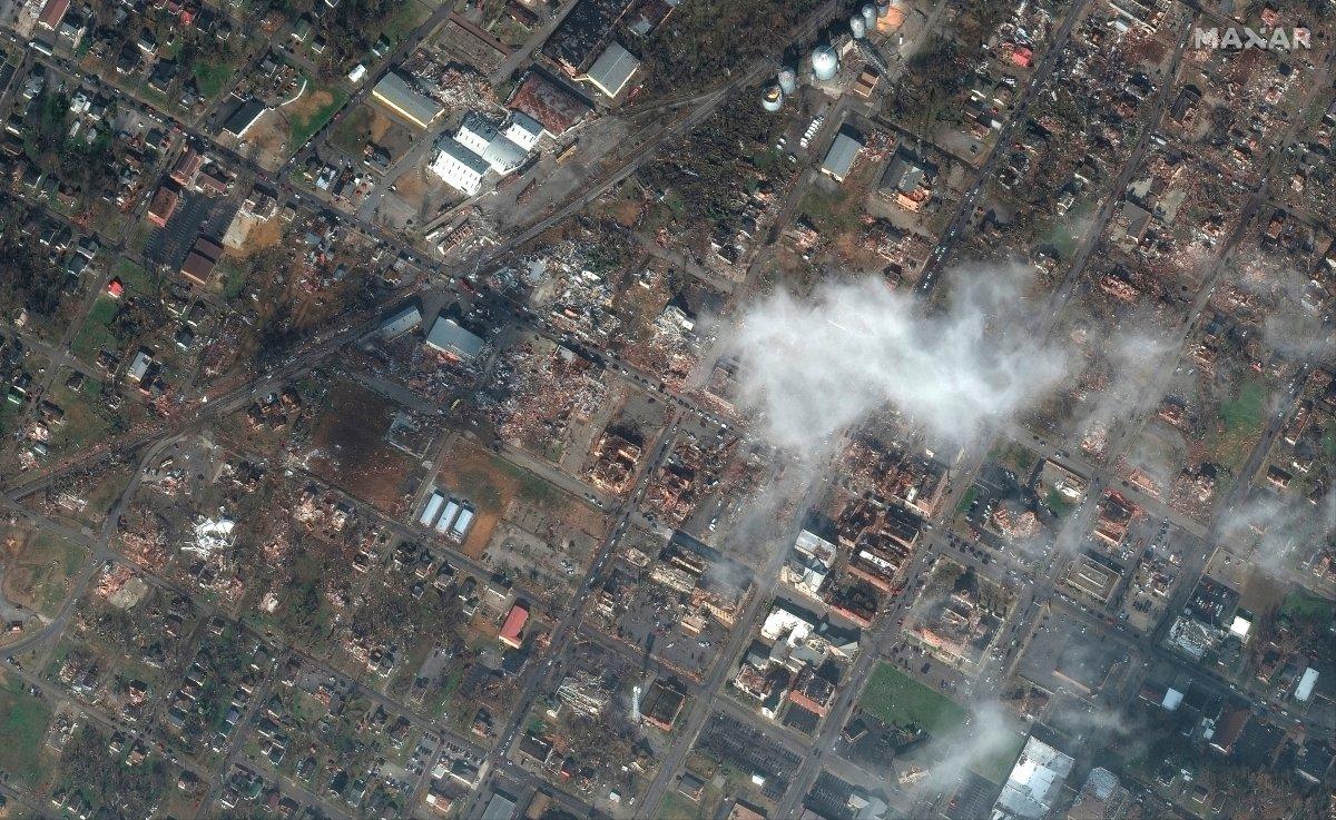 ABD'de hortum felaketinin öncesi ve sonrası