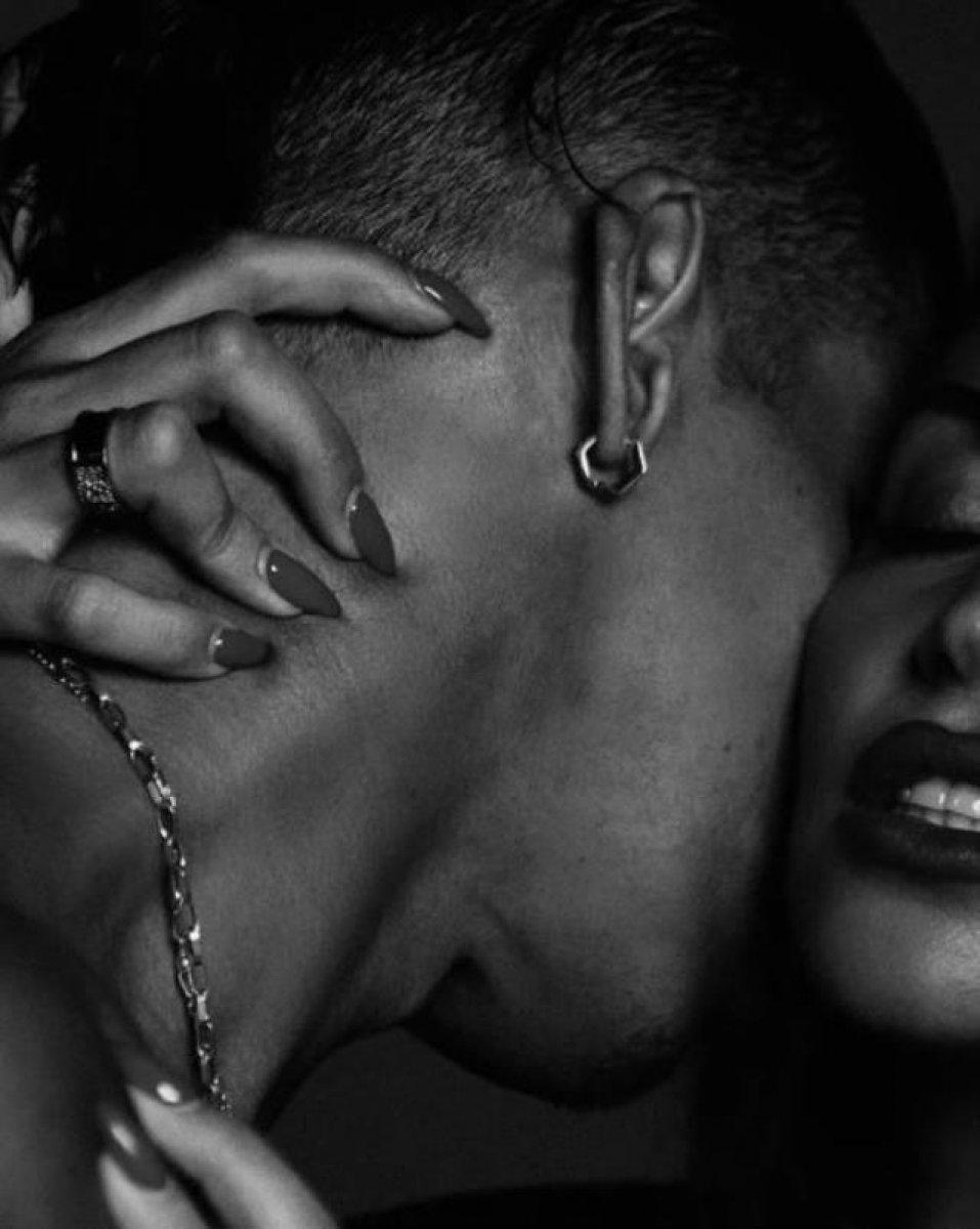 Berna Keklikler sevgilisiyle olan fotoğrafları paylaştı