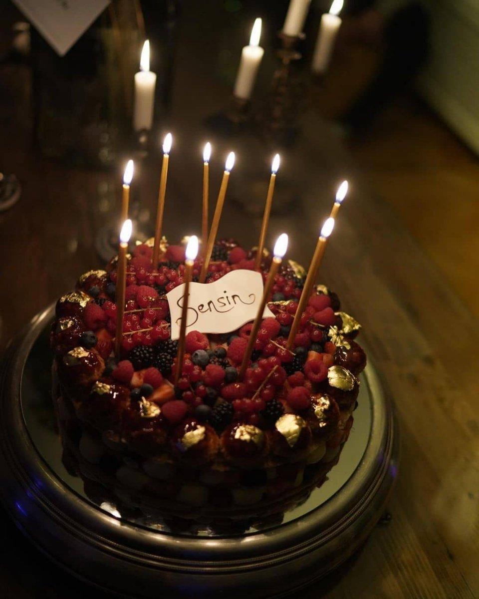 Nesrin Cavadzade'den Gökhan Alkan'a doğum günü sürprizi