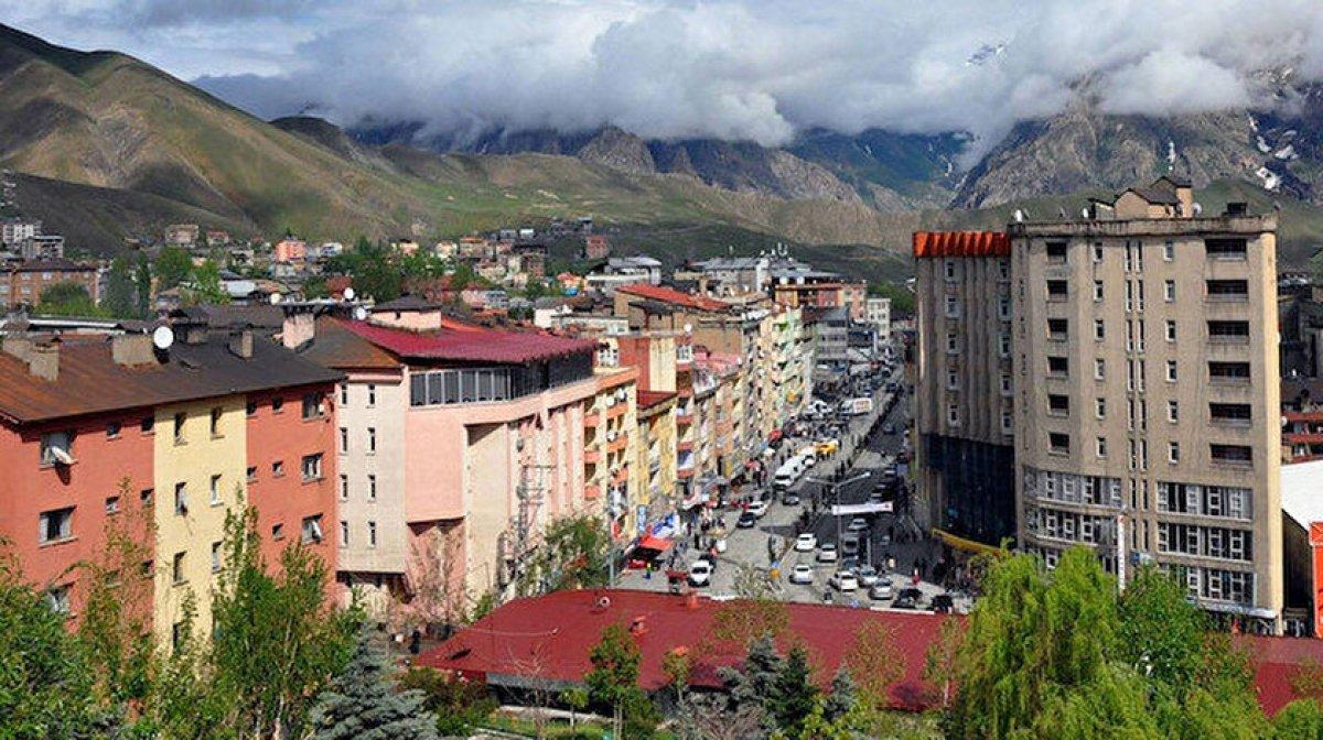 Hakkari'de gösteri ve yürüyüşlere geçici yasak getirildi