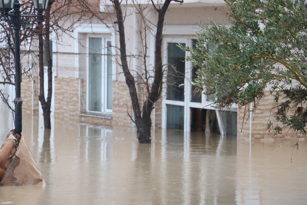 Edirne'de sel felaketi: Evler suya gömüldü