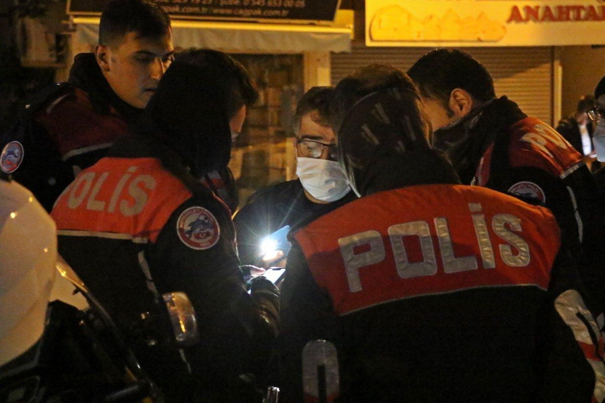 Antalya'da polis memurunu bıçaklayan sözleşmeli er gözaltına alındı