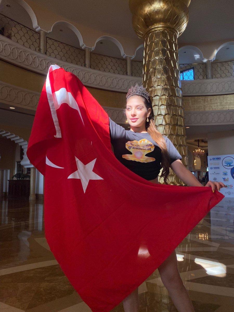 Türkiye'yi temsil eden Rus asıllı güzel, yarışmada birinci oldu