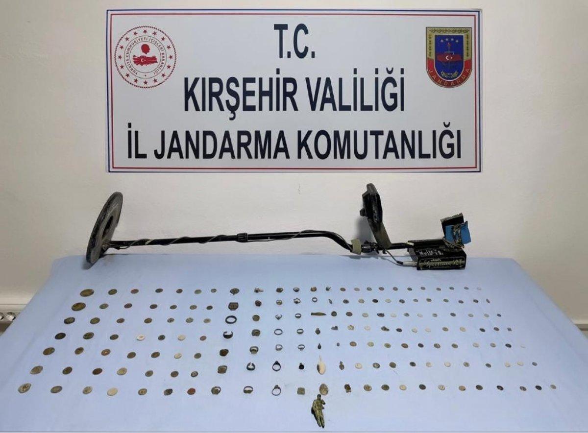 Kırşehir'de tarihi eser operasyonu