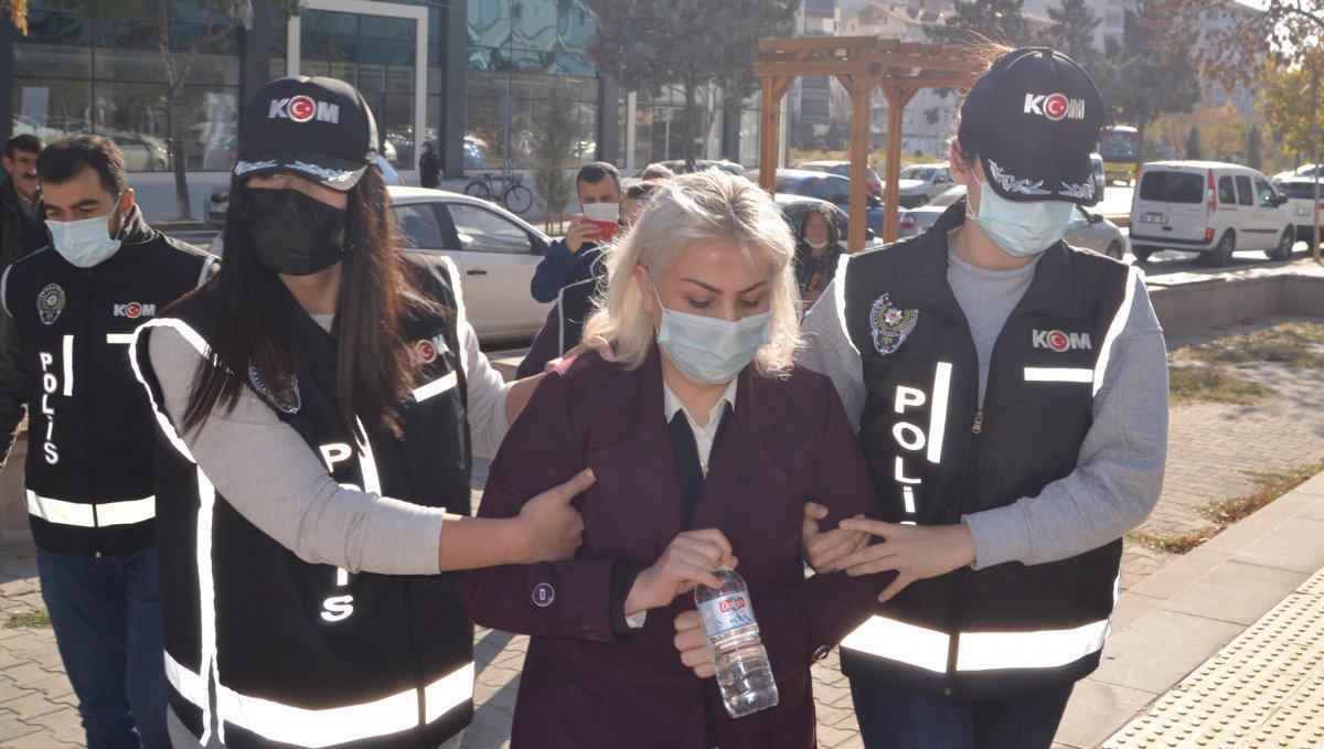 Sahte doçent Zehra Zulal Atalay Laçin'in 10 yıla kadar hapsi istendi