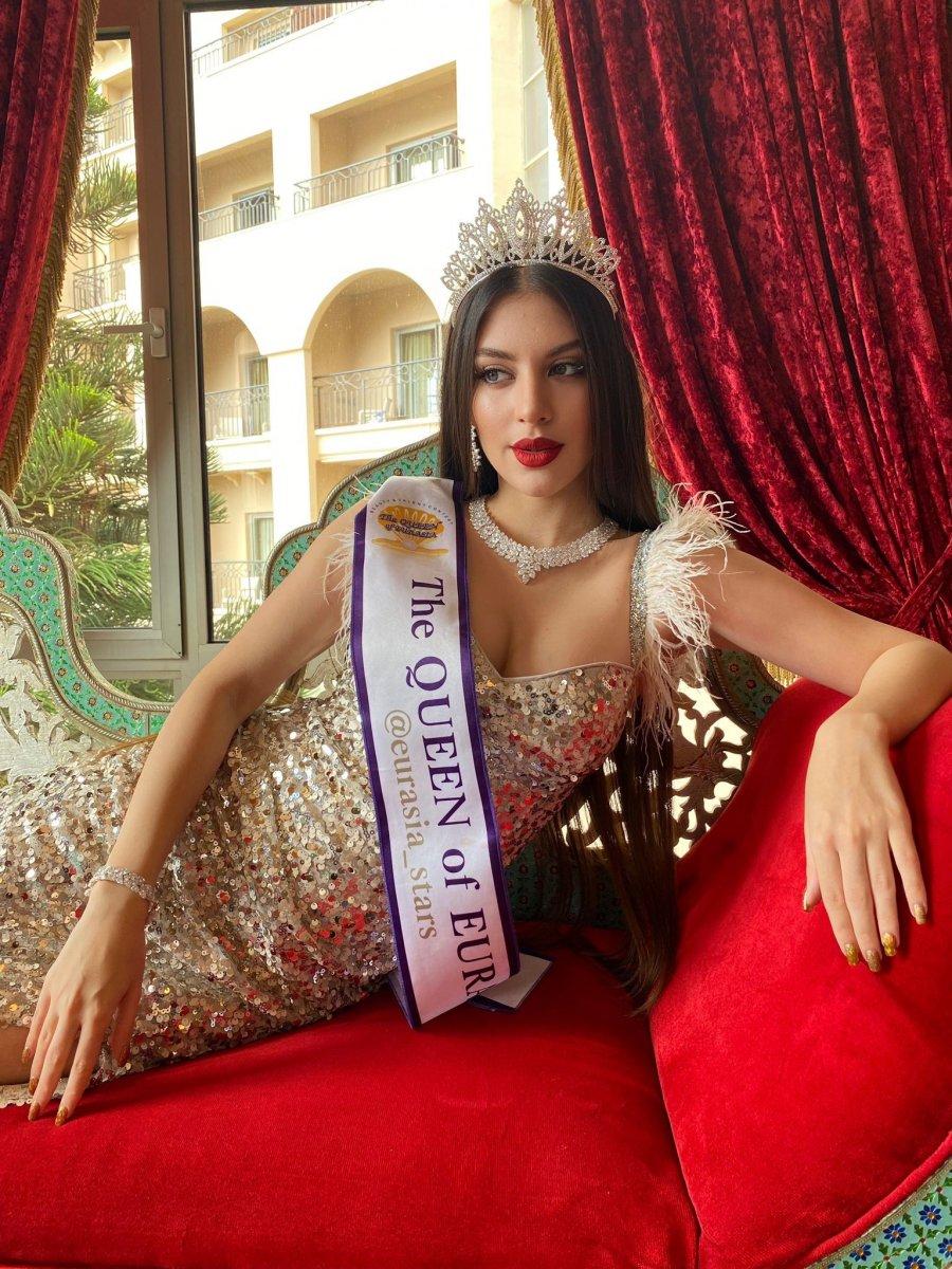 Türkiye'yi temsil eden Rus asıllı güzel, yarışmada birinci oldu