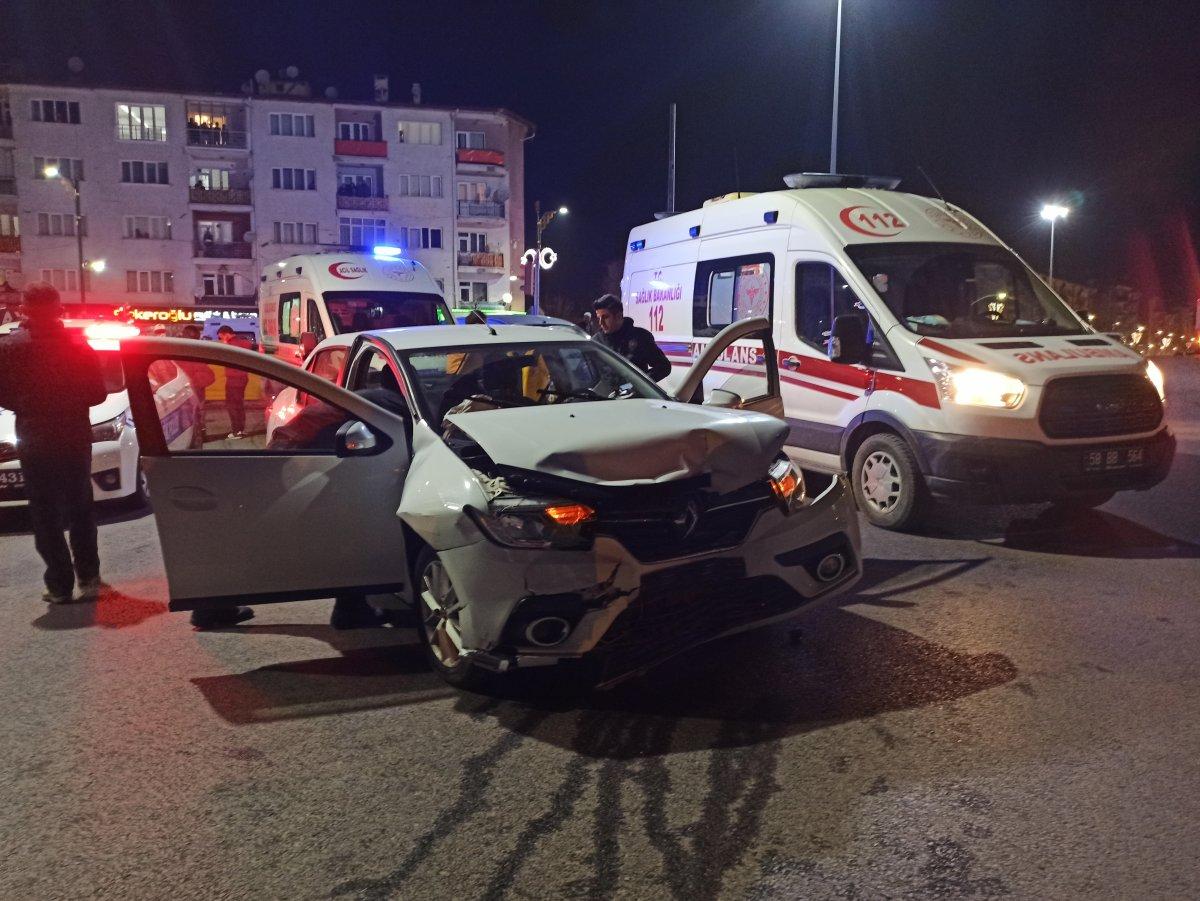 Sivas'ta aşık olduğu kızı zorla kaçırdı