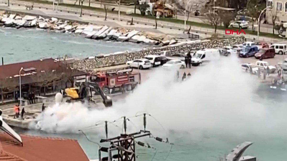 Balıkesir'de Jandarma Komutanlığı'nın yeni botu alevlere teslim oldu