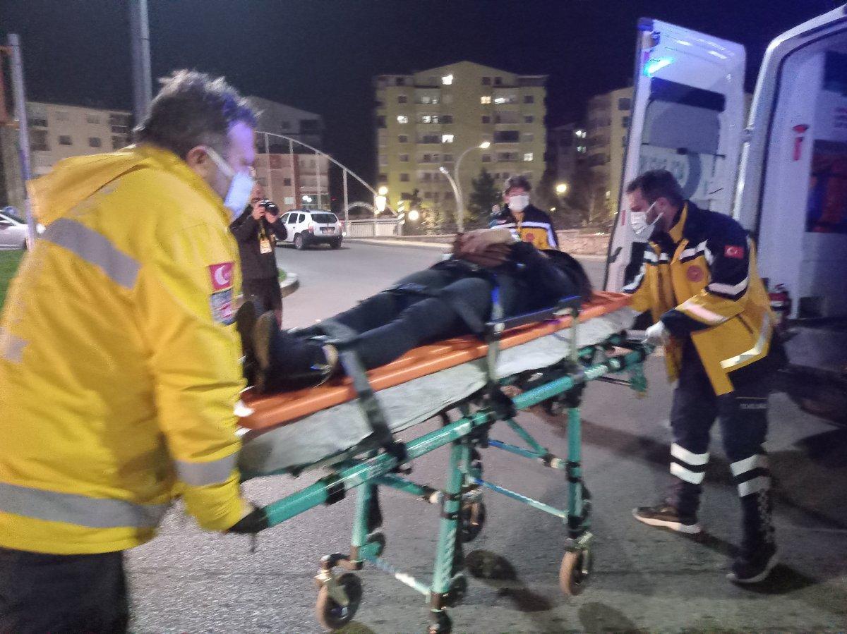 Sivas'ta aşık olduğu kızı zorla kaçırdı