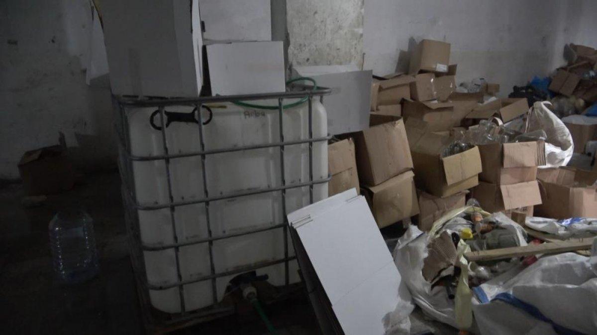 Başakşehir'de 1 ton sahte içki ele geçirildi