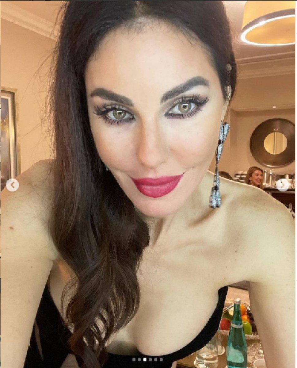 Defne Samyeli ehliyetini geri aldı