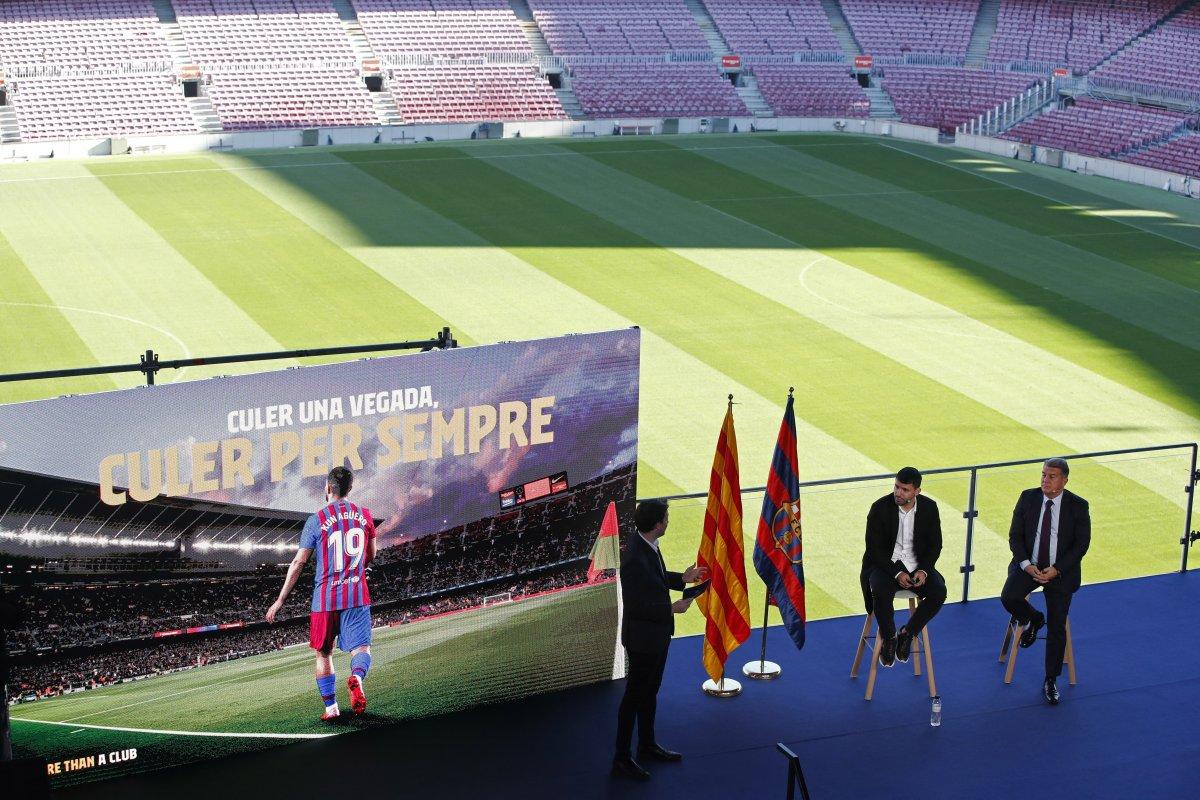 Sergio Agüero futbolu bıraktı