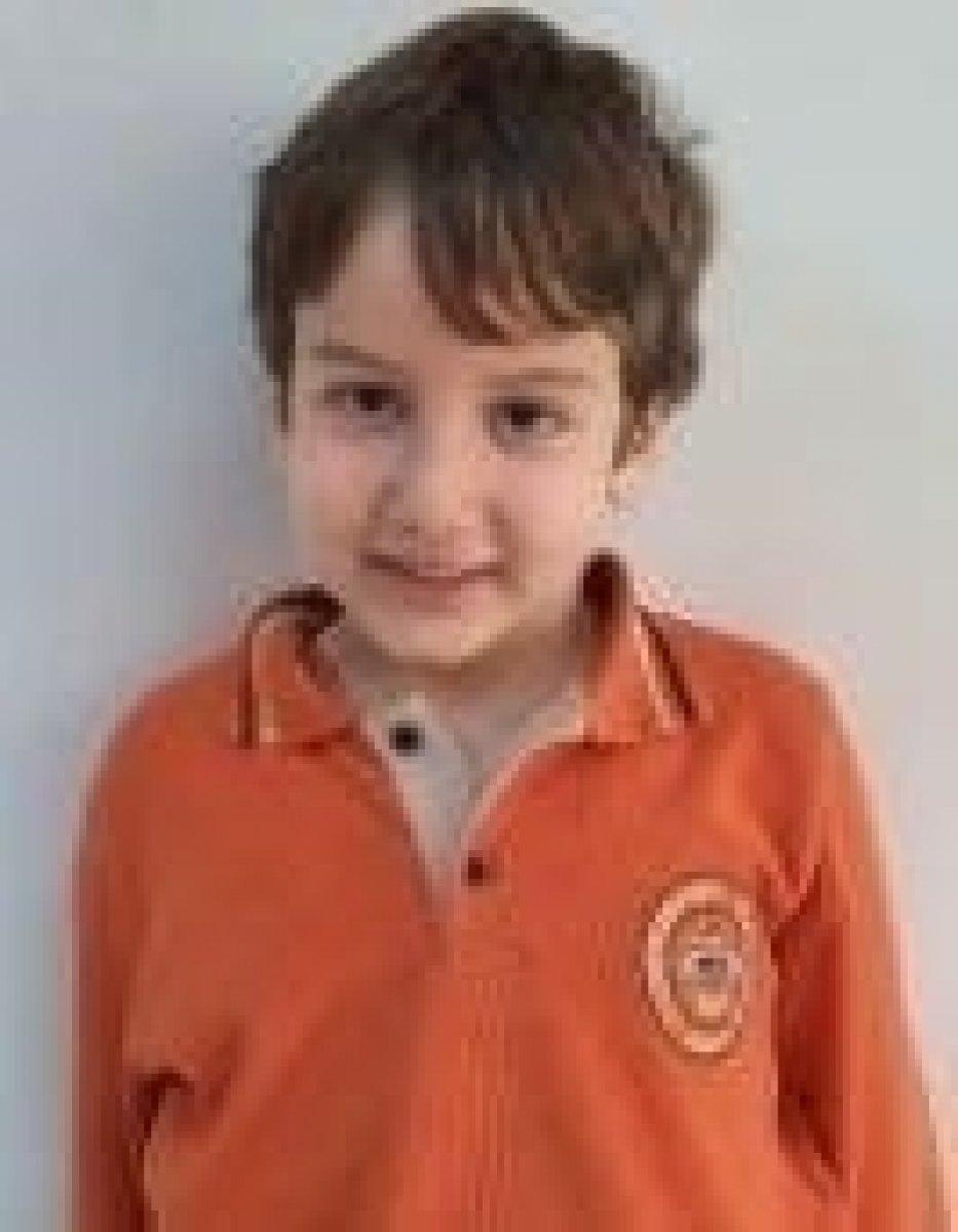 Gümüşhane'deki küçük çocuk aracın altında kalarak can verdi