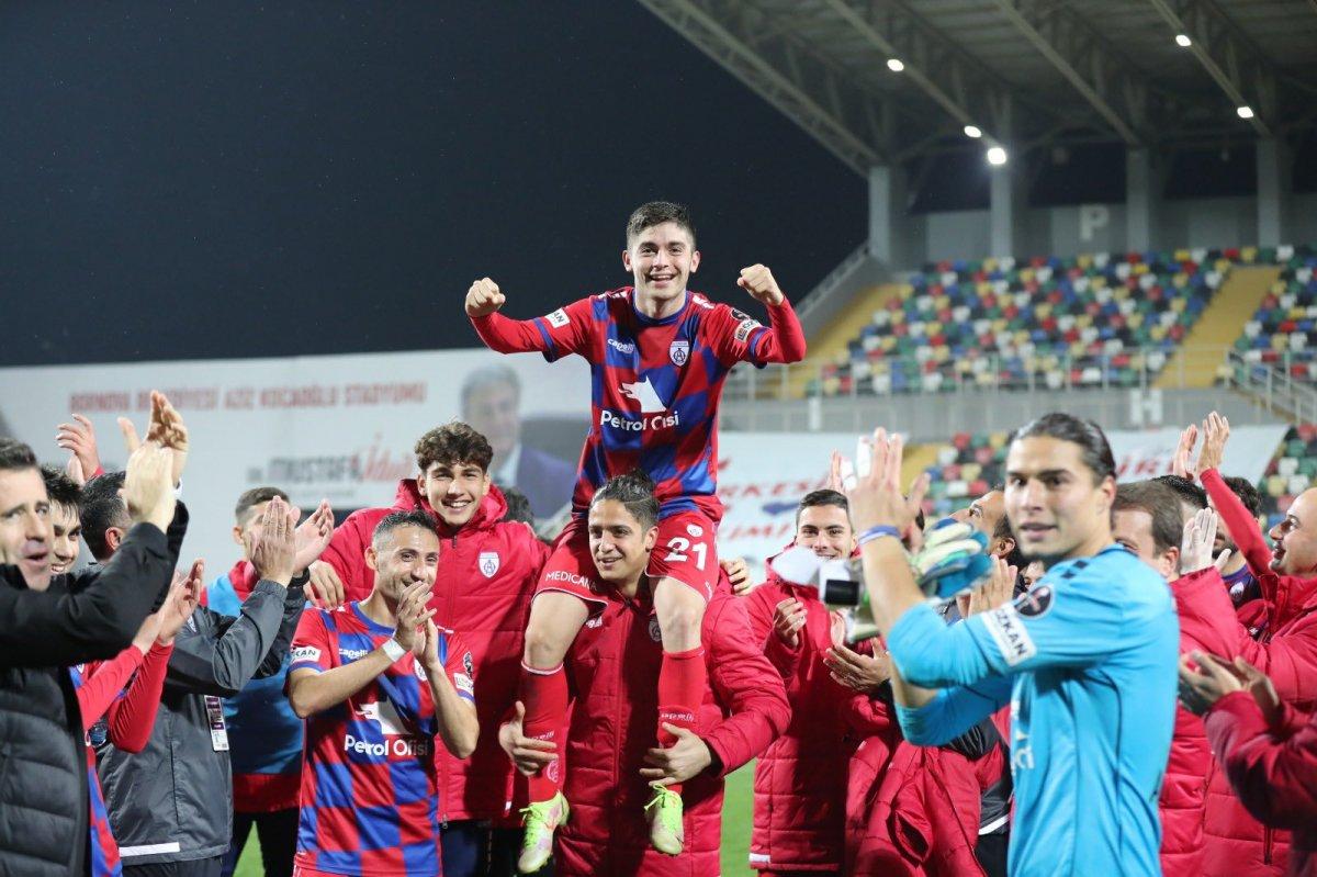 Burak İnce, Altınordu'ya omuzlarda veda etti