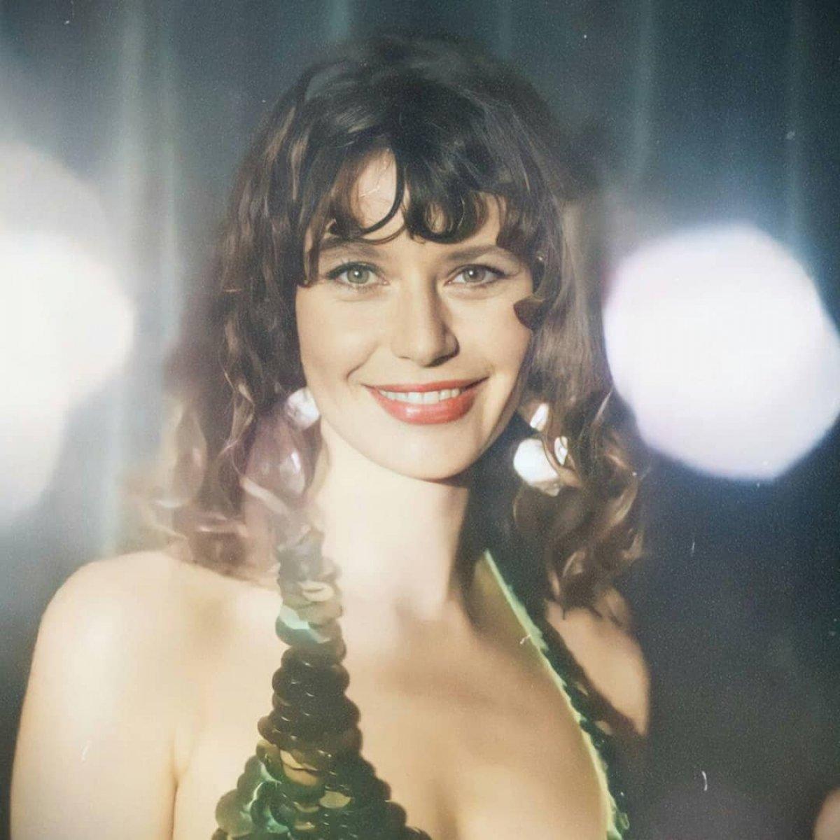 Beren Saat'in 2022 imajı