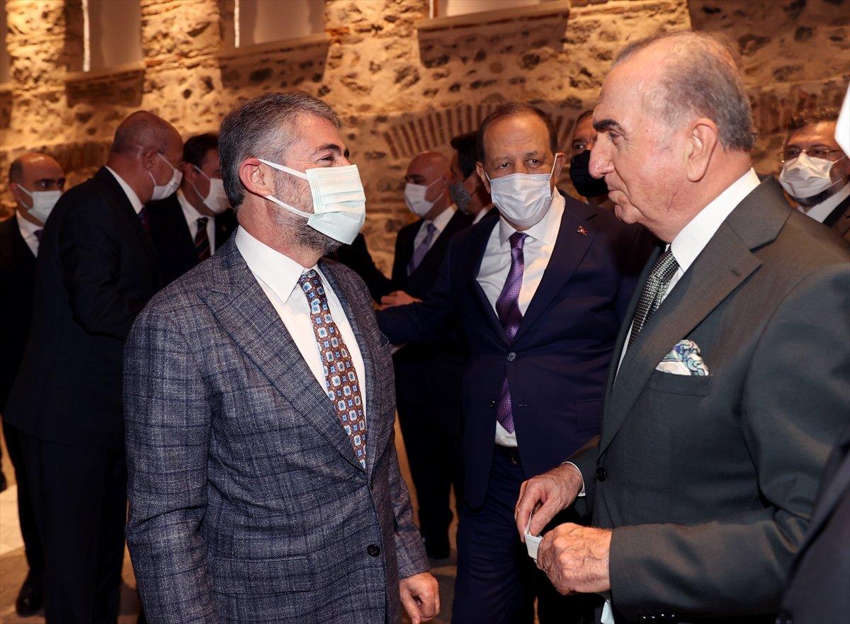 Nureddin Nebati'den iş dünyasına 100'er milyon dolar bozdurun çağrısı