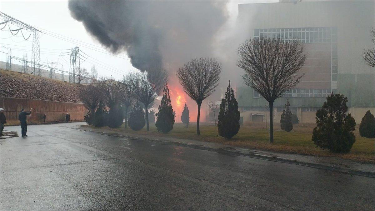 Sivas'taki termik santralde çıkan yangın söndürüldü