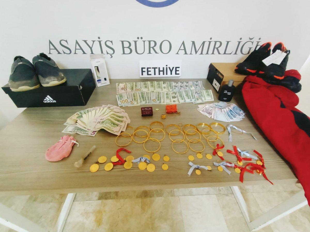 Muğla'da hırsızın üzerinden çıkanlar polisi şaşkına çevirdi