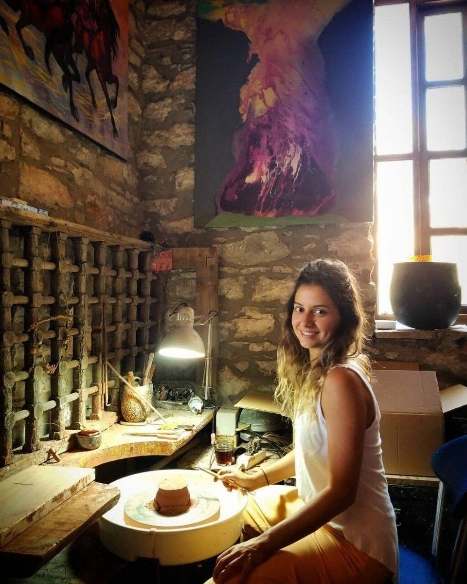 'Şarkı söylemek bitti' demişti! Grup Hepsi'nin Eren'i bakın ne iş yapıyor...