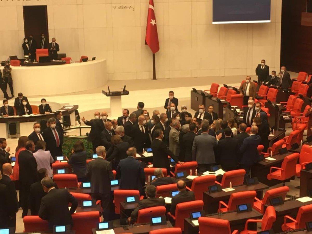 TBMM’de kadın milletvekilleri arasında kavga