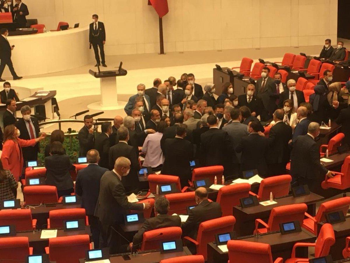 TBMM’de kadın milletvekilleri arasında kavga