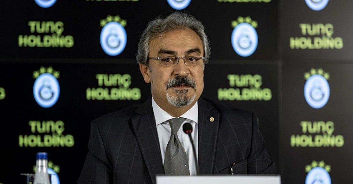 Galatasaray'da Köksal Ünlü istifa etti