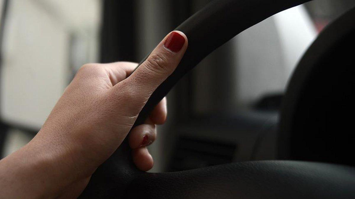 Ehliyette eğitim ve direksiyon sınavı kuralları değişiyor