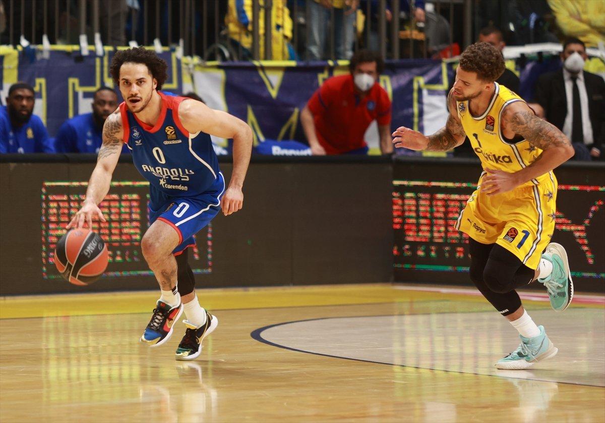 Anadolu Efes EuroLeague'de Maccabi Playtika Tel Aviv'i yendi