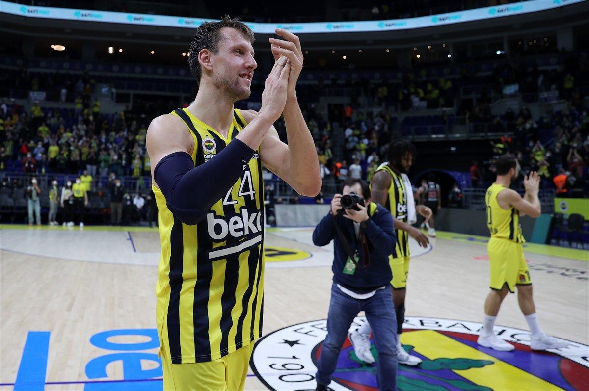 Fenerbahçe EuroLeague'de Bitci Baskonia'yı mağlup etti