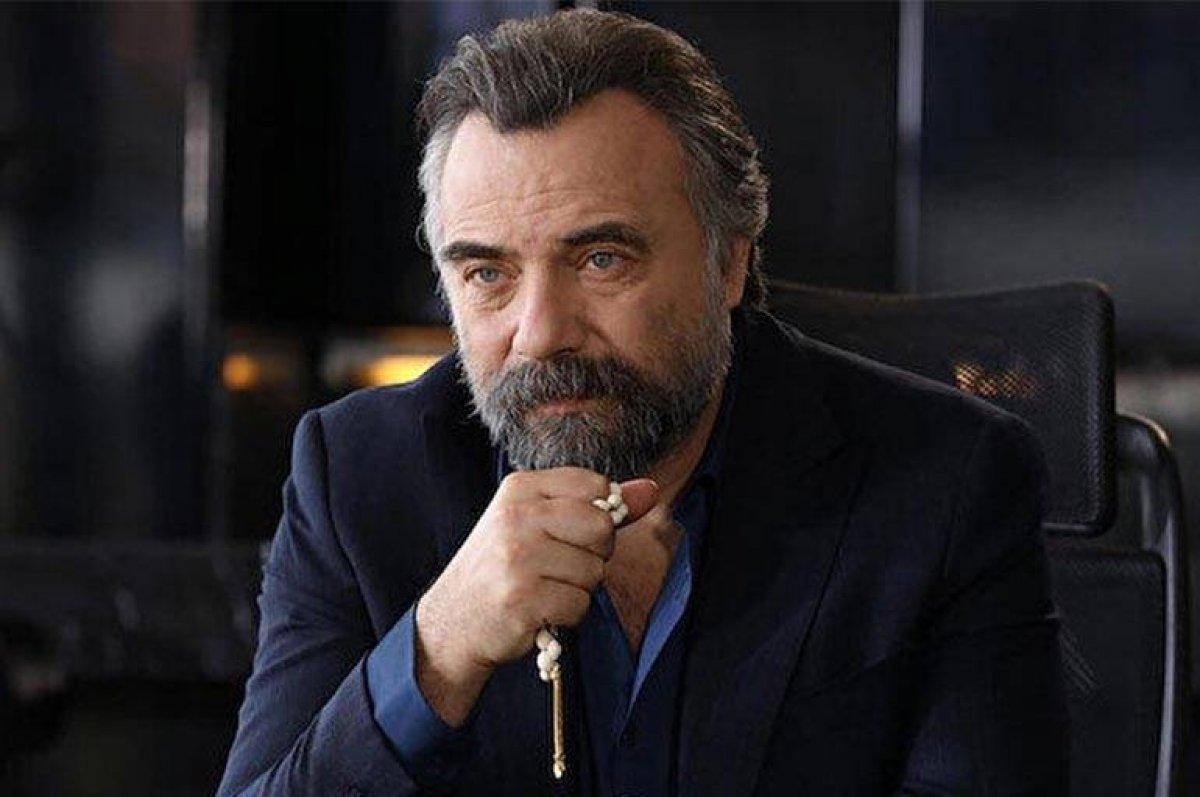 Oktay Kaynarca, dua istedi