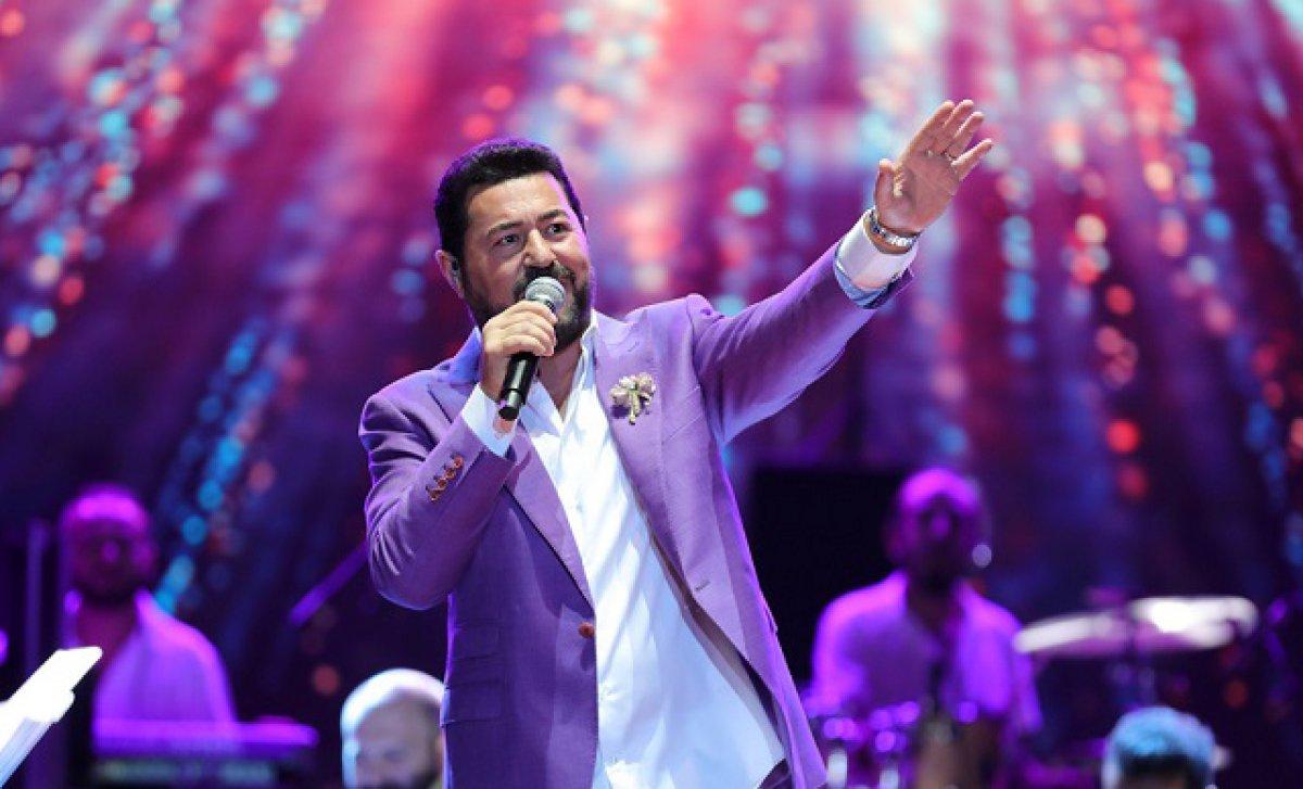 Ünlülerin yılbaşındaki sahne ücretleri