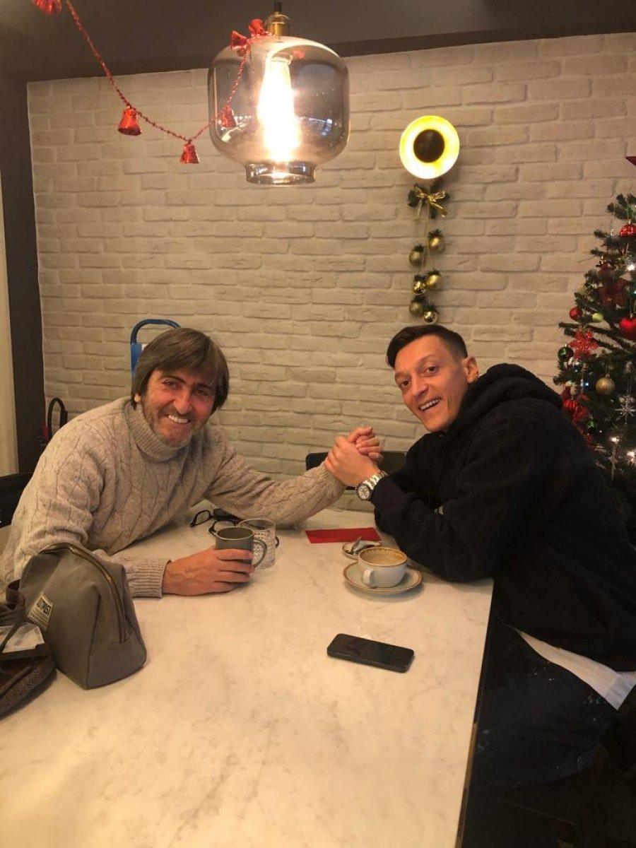 Rıdvan Dilmen'den Mesut Özil paylaşımı