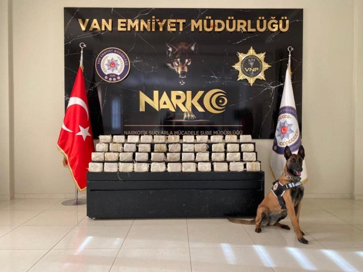 Van'da 22 kilo 950 gram eroin ele geçirildi
