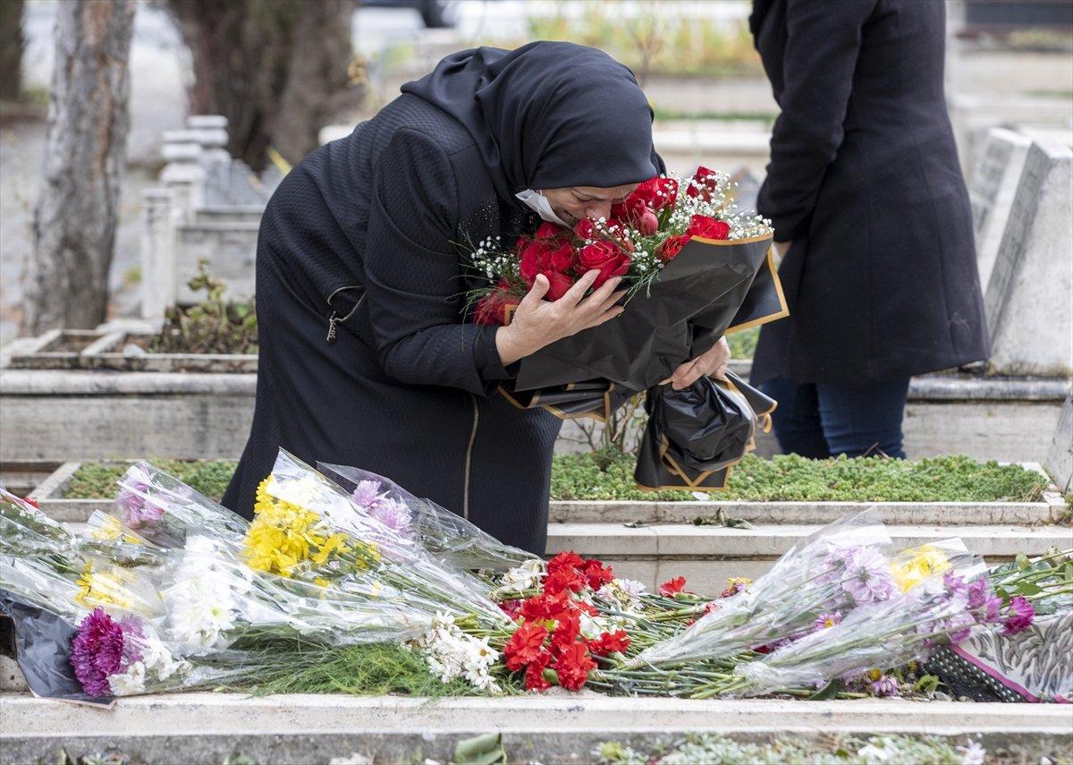 Başak Cengiz, doğum gününde mezarı başında anıldı
