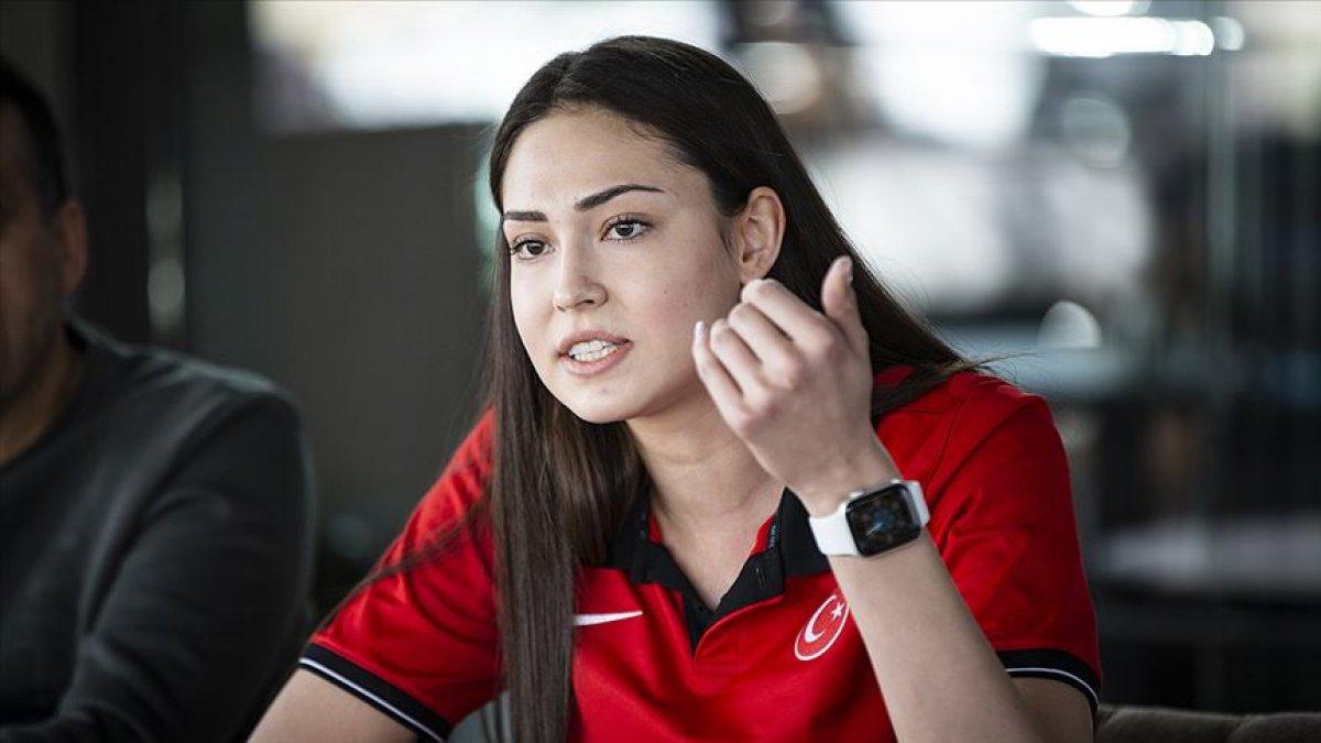 İrem Yaman, tekvandoyu bıraktı