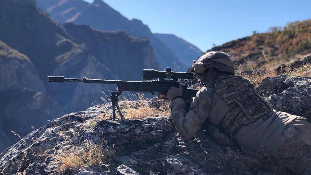 Siirt'te öldürülen teröristin kırmızı bültenle arandığı ortaya çıktı