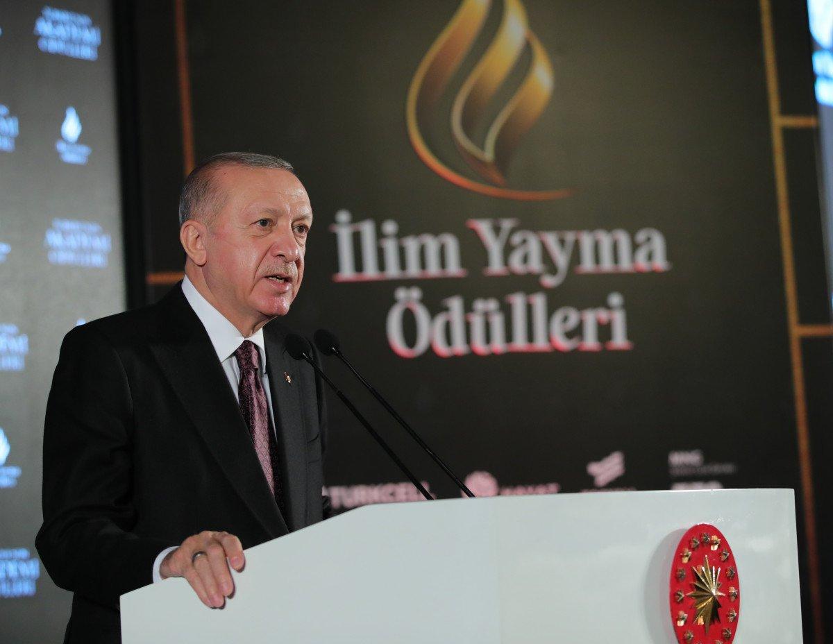 Cumhurbaşkanı Erdoğan 2021 İlim Yayma Ödülleri Töreni'nde