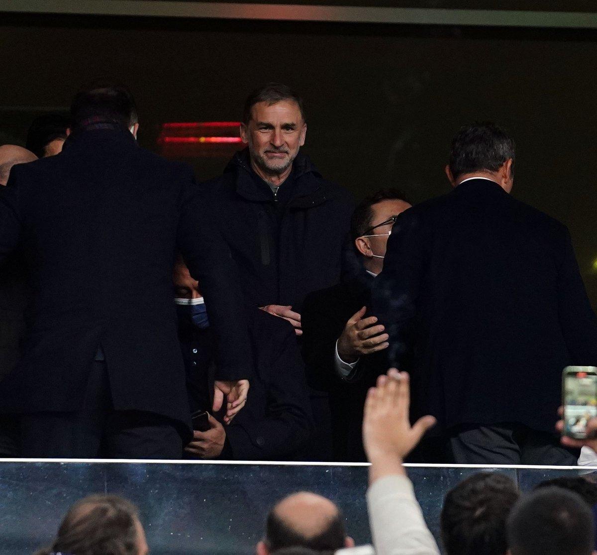 Fenerbahçe evinde Beşiktaş ile berabere kaldı