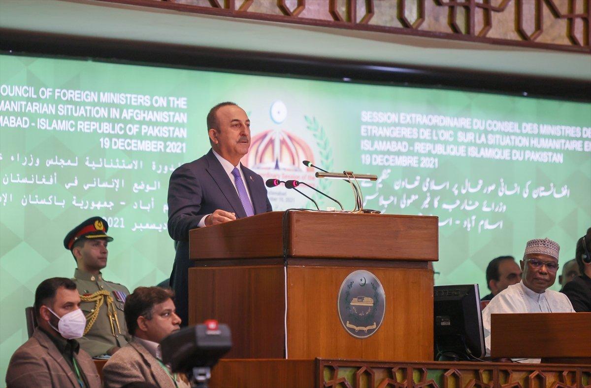 Mevlüt Çavuşoğlu: Taliban herkesin haklarını korumalı