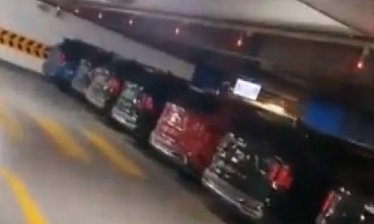 AVM otoparkındaki sıfır araçların akıbeti merak konusu oldu