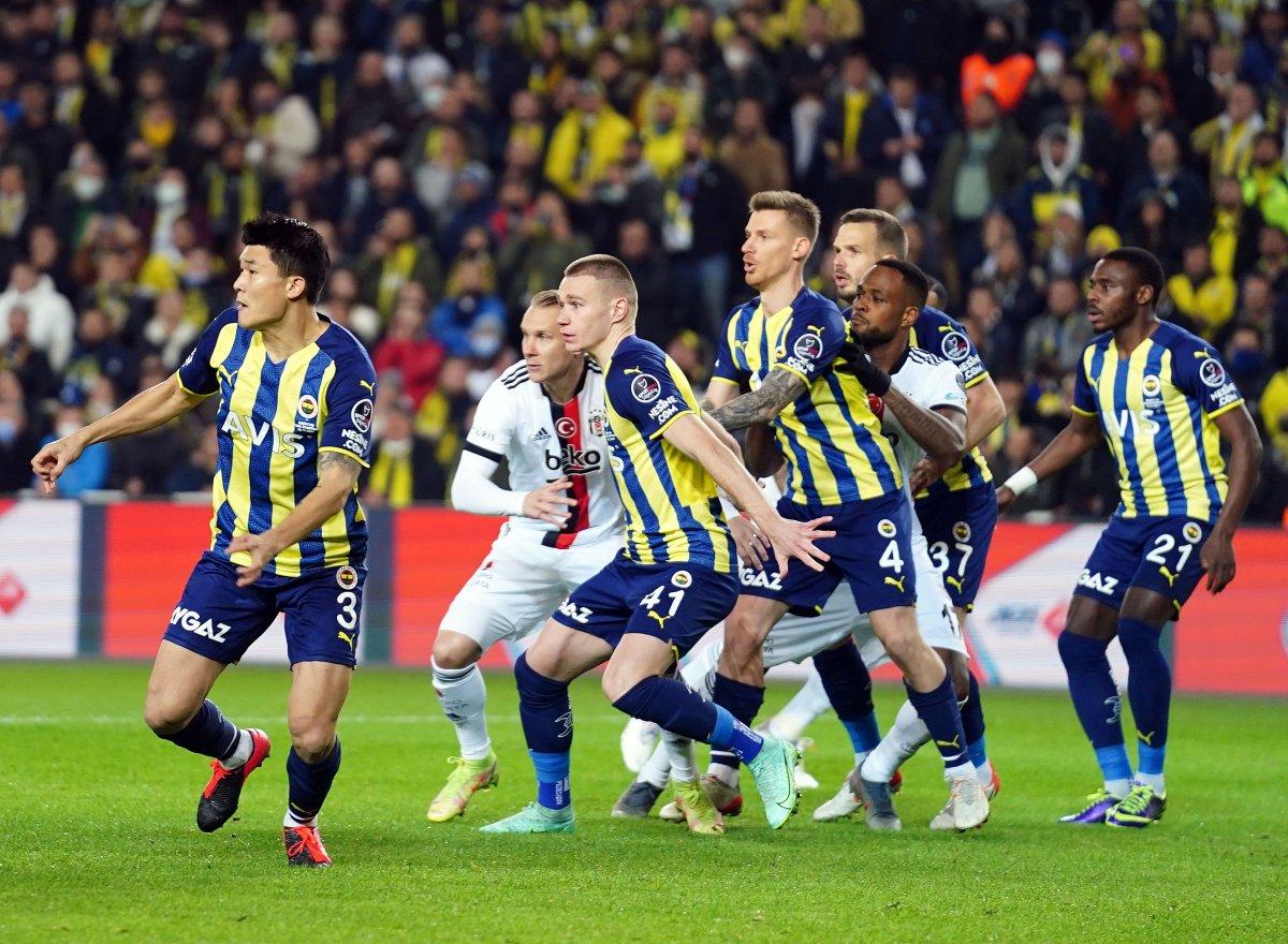 Fenerbahçe evinde Beşiktaş ile berabere kaldı