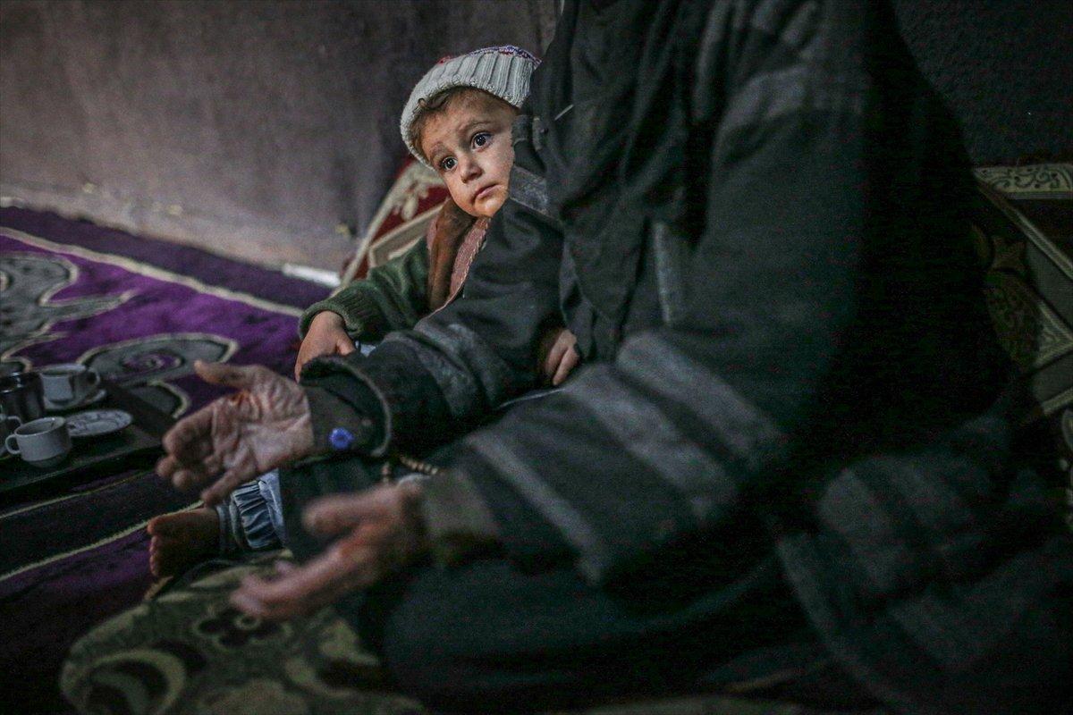 Zorlu şartlarda yaşayan Suriyeli sığınmacılar görüntülendi