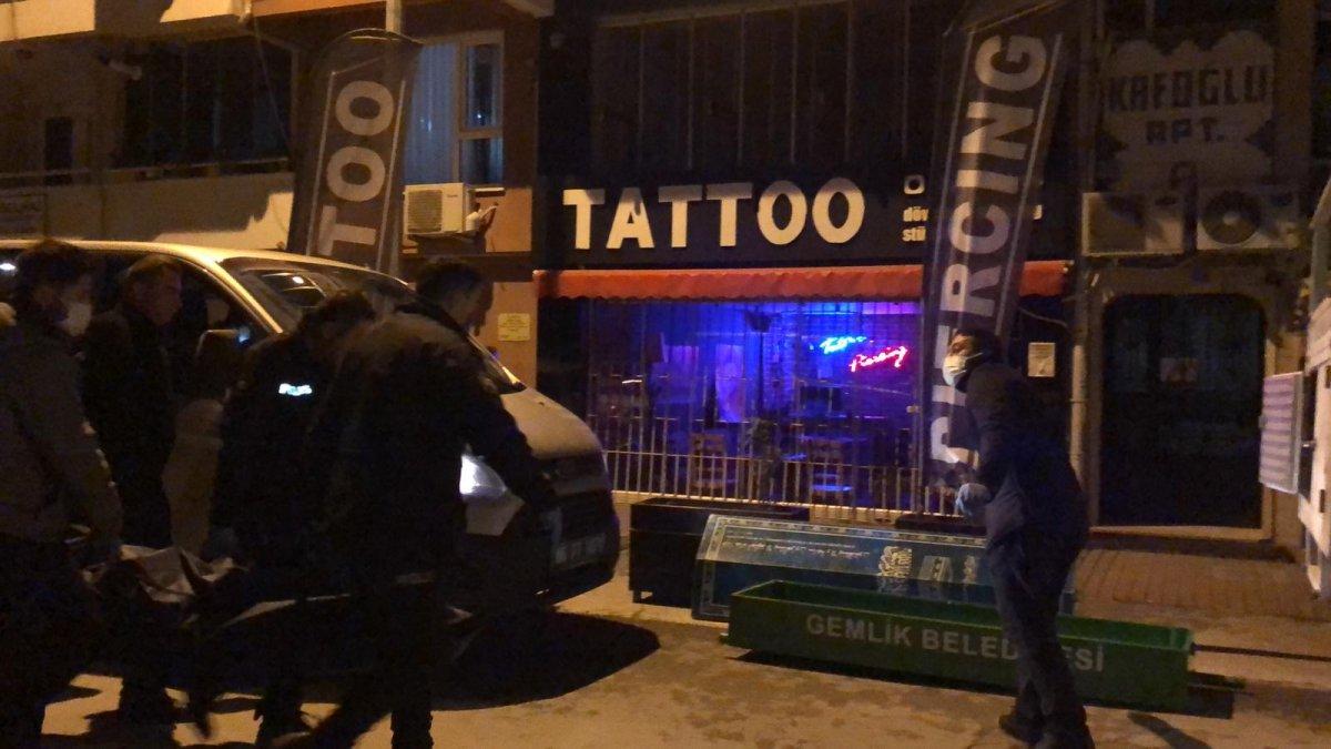 Bursa'da uykudaki karısını tüfekle öldürdü