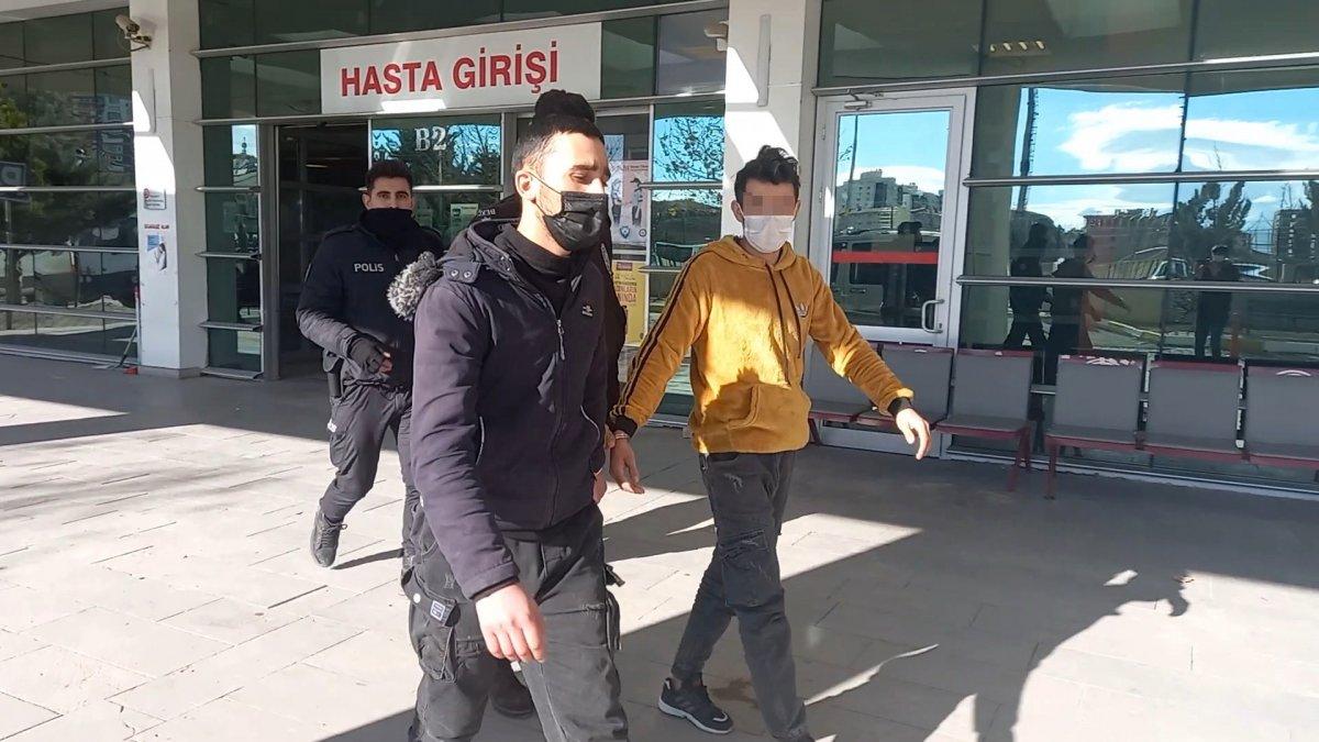 Kırıkkale'de sahte kimlikle yolculuk eden 3 Afgan yakalandı