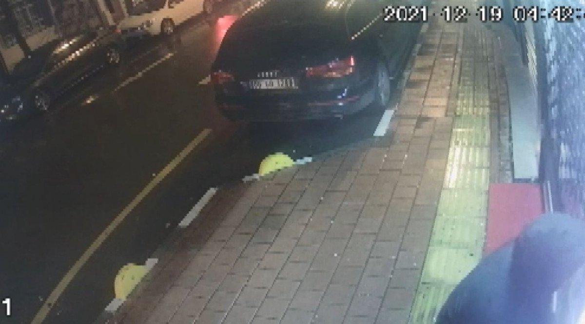 Fatih’te, kuyumcudaki hırsızlık anları kamerada