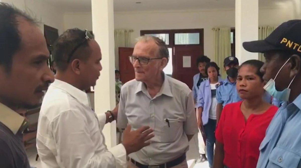 Amerikalı eski rahip, çocuk istismarından 12 yıl hapis cezası aldı