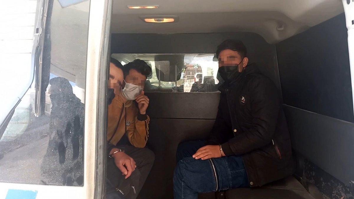 Kırıkkale'de sahte kimlikle yolculuk eden 3 Afgan yakalandı