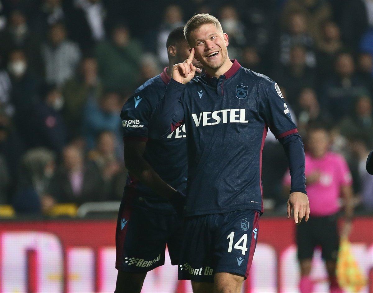 Trabzonspor, Altay'ı son dakikalarda gelen golle yendi