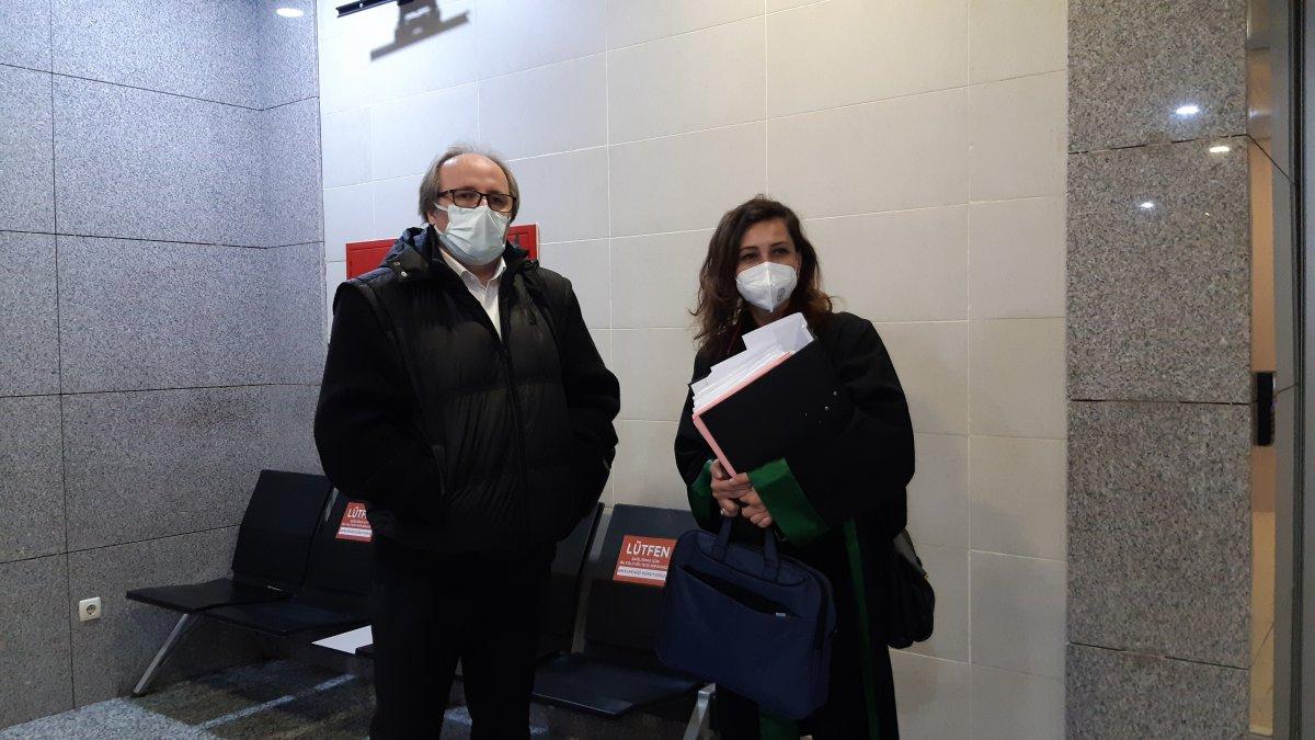 Cumhurbaşkanı Erdoğan ile Özlem Zengin’e hakaret eden sanığa ceza