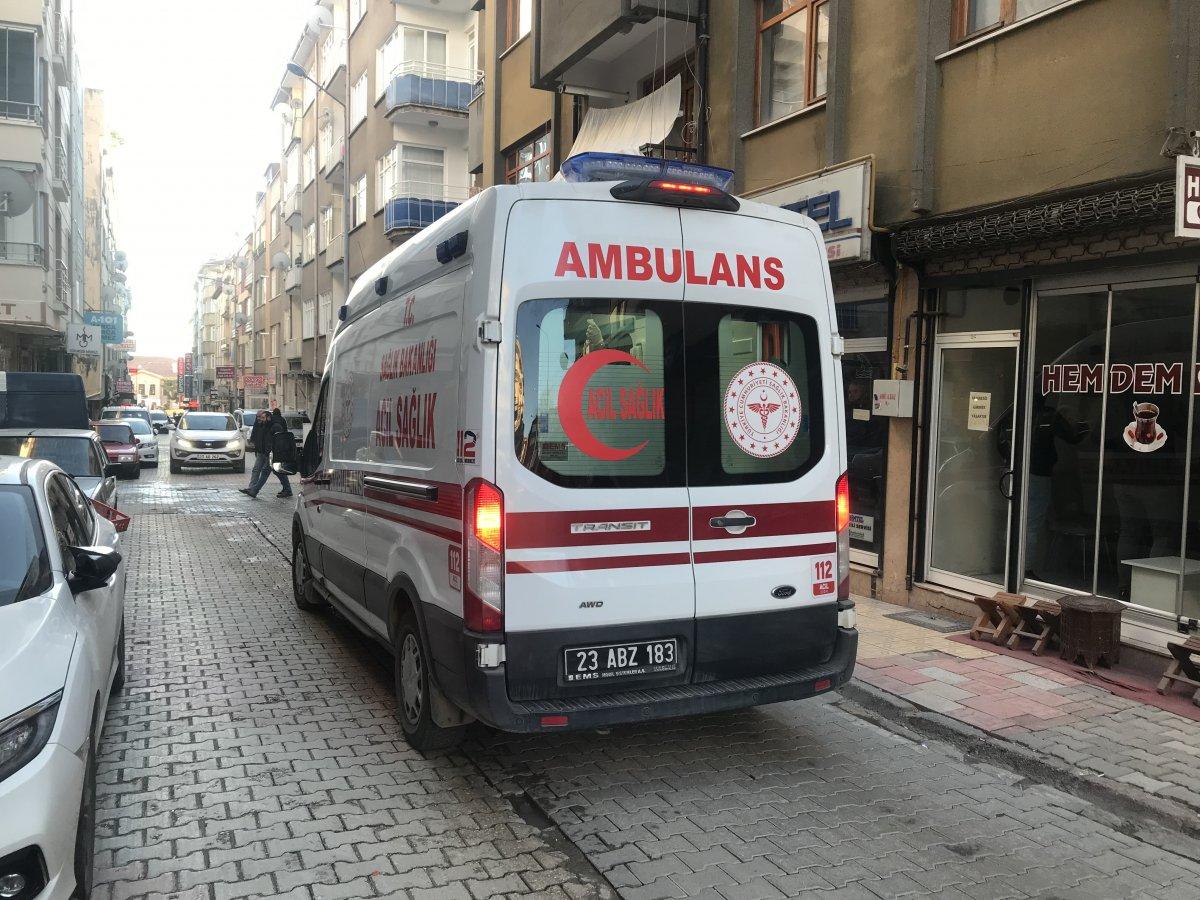 Elazığ'da sokak ortasında pompalı tüfekle saldırı:1 yaralı
